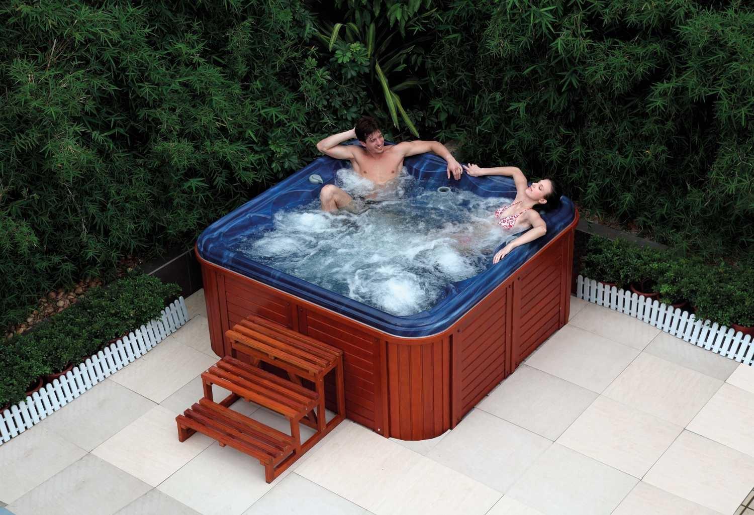 Jacuzzi exterior Aquamarine